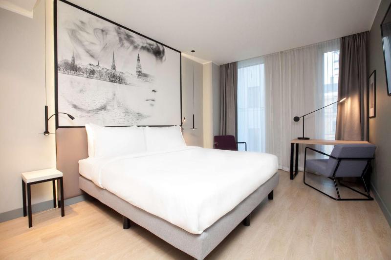 Standard Room image 1