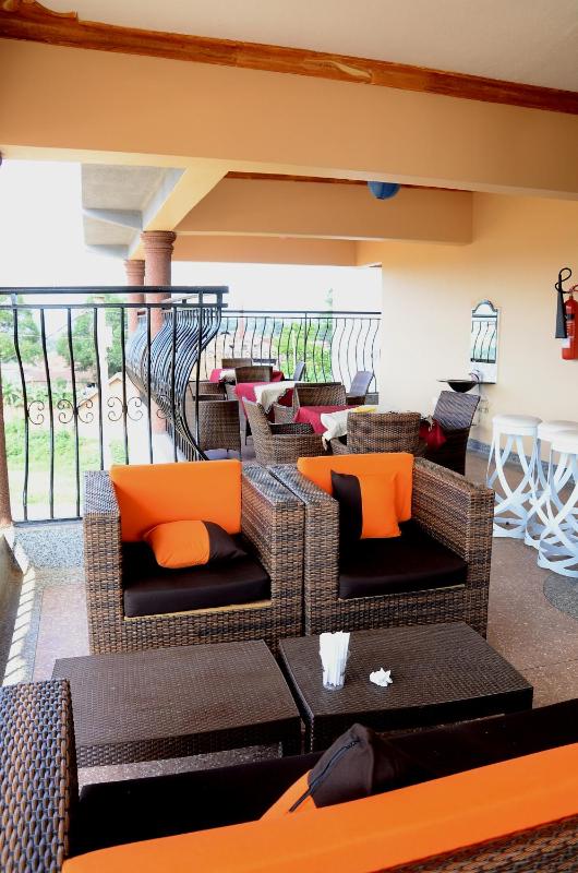 Mujjo Hotel Kajjansi - image 2