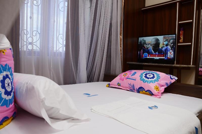 Mujjo Hotel Kajjansi - image 8