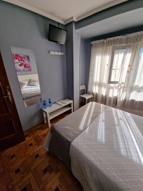 Hostal Fidalgo - image 50