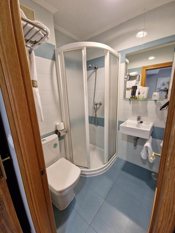 Hostal Fidalgo - image 27