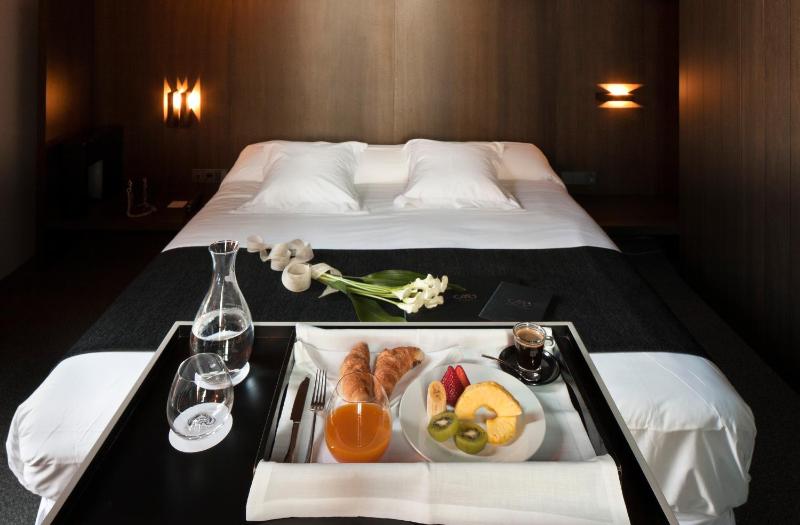 Suite image 3