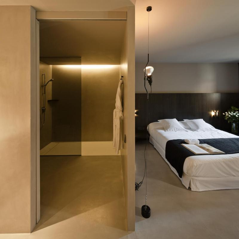 Executive Double or Twin Room image 2