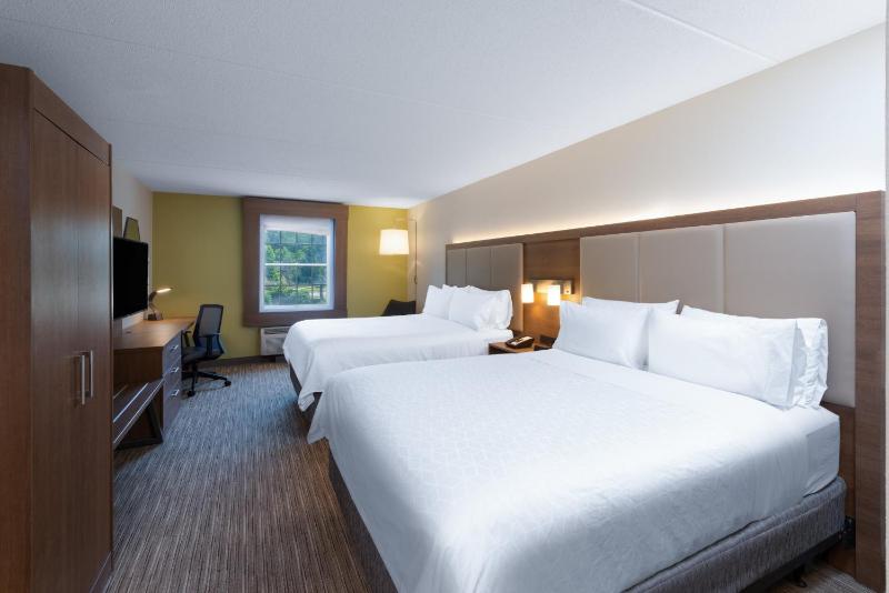 Standard Room image 2