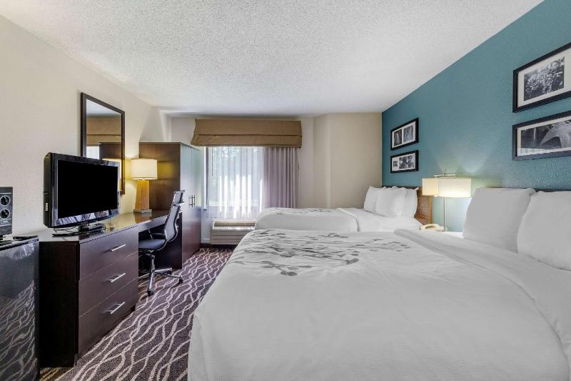 Double Room with Two Double Beds - Non-Smoking