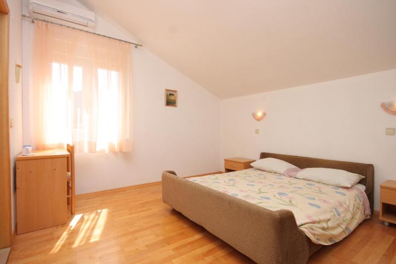 Double Room image 1