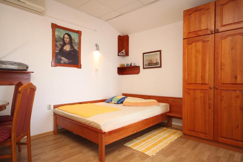 Studio with Terrace and Sea View image 1