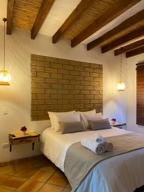 Hotel Alandalus - image 8