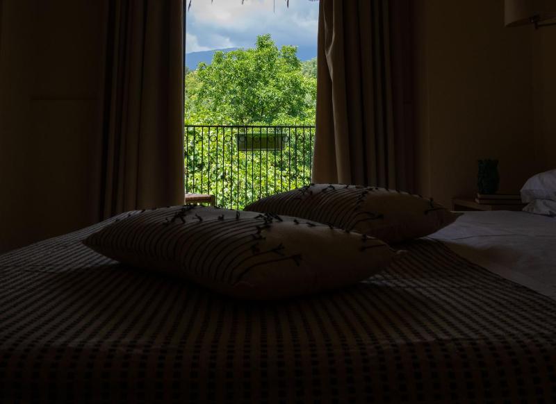 Quadruple Room with Mountain View image 1