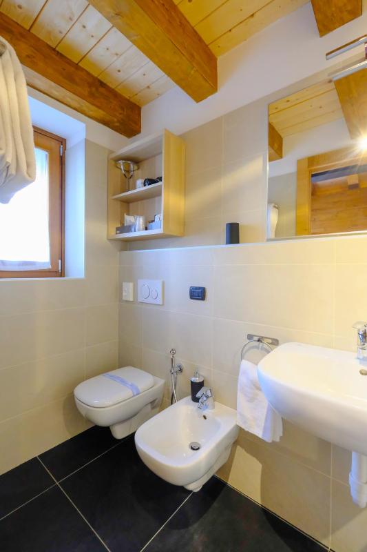 Double or Twin Room image 4