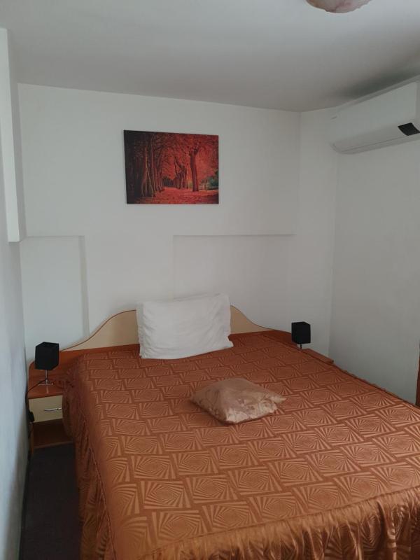 Single Room image 3