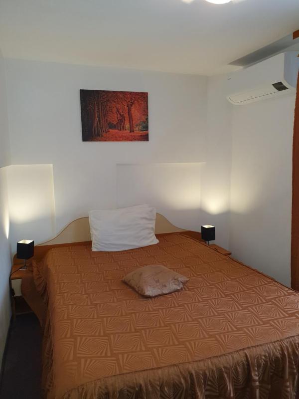 Single Room image 2