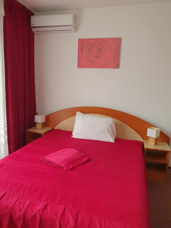 Double Room image 4