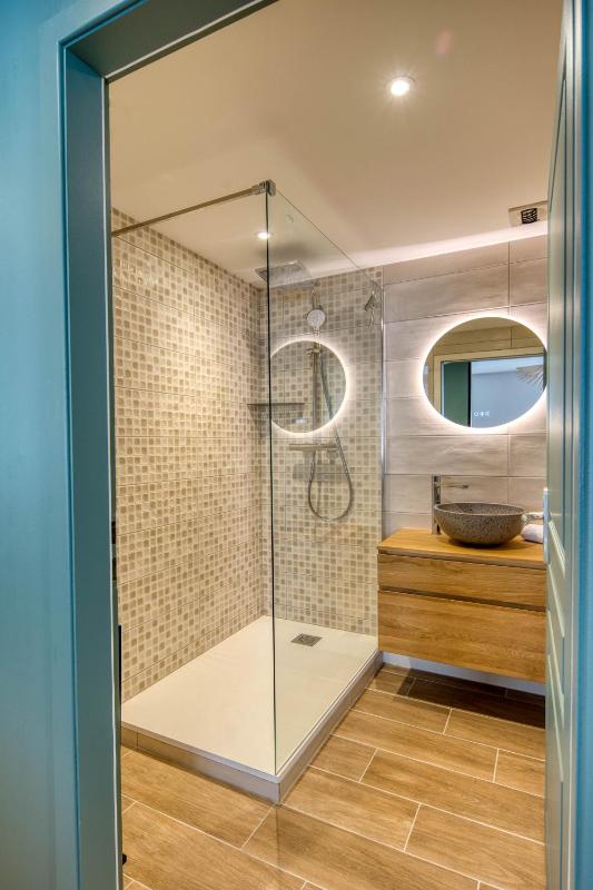 Appartement Le Verdoyant hyper centre avec Parking et Sauna - image 2