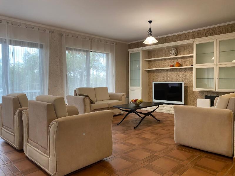 Two-Bedroom Suite image 3
