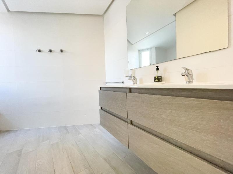 3 Bedroom Ocean Garden Apartment Heated Pool & Parking PP207 - image 27