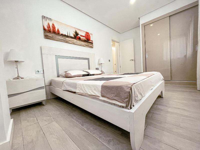 3 Bedroom Ocean Garden Apartment Heated Pool & Parking PP207 - image 30