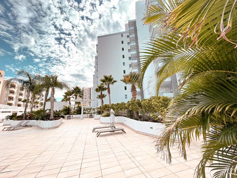 3 Bedroom Ocean Garden Apartment Heated Pool & Parking PP207 - image 38
