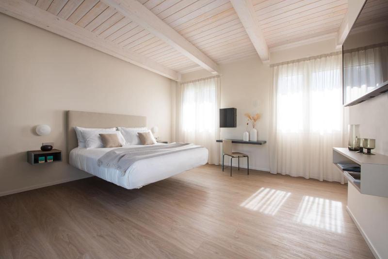 Open Hotel - image 38