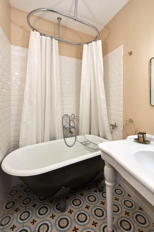 Charm Double or Twin  Room image 1
