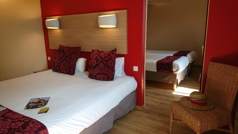Logis Hotel NIMOTEL - image 19