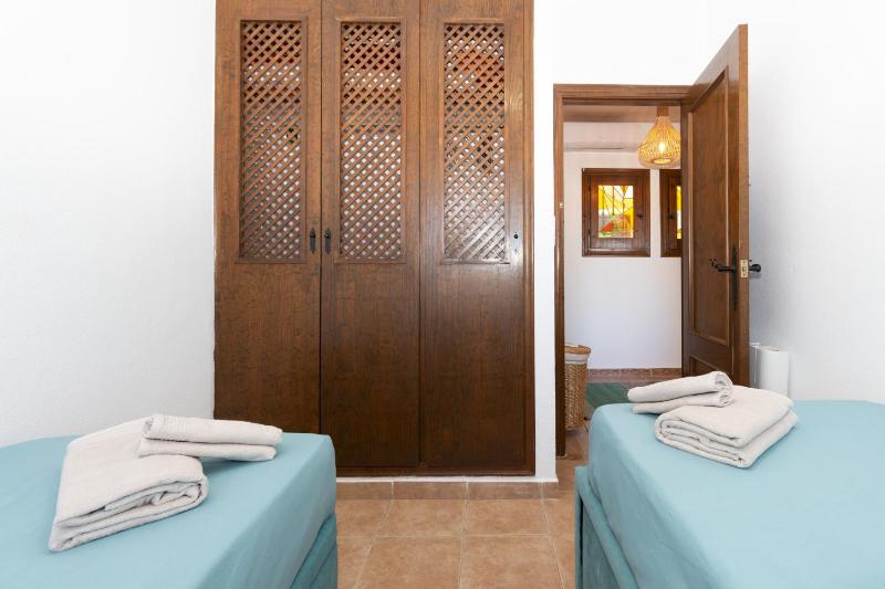 228 Lovely Home La Zenia - Alicante Holiday - image 16