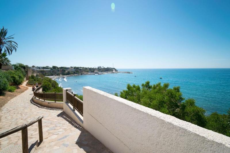 228 Lovely Home La Zenia - Alicante Holiday - image 7