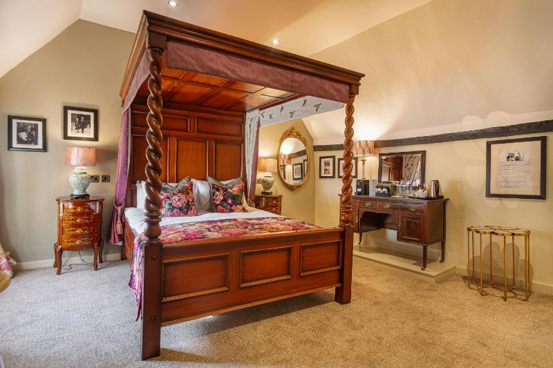 Superior King Room image 1