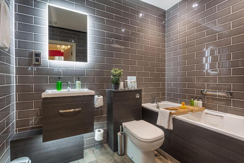 Superior Double Room image 2