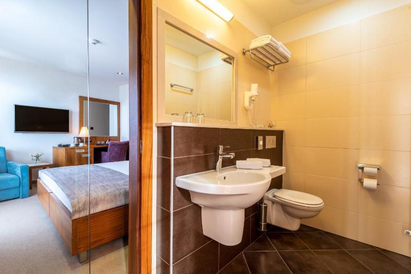 Hotel Plaža - image 19