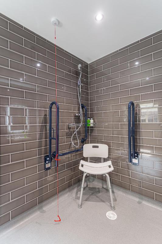 Double Room - Disability Access image 3