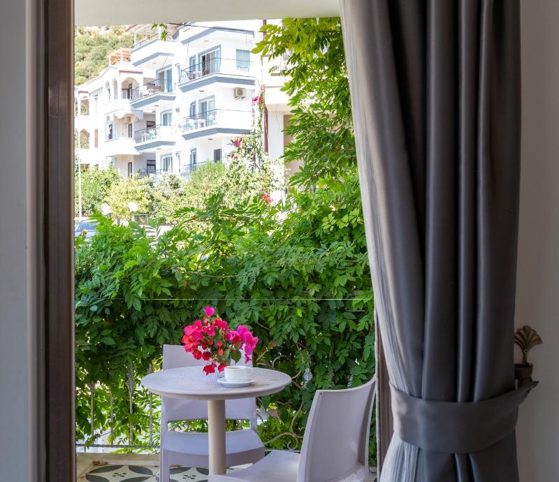 Cedrus Suites - image 16