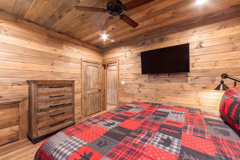 The Gathering Place cabin - image 22