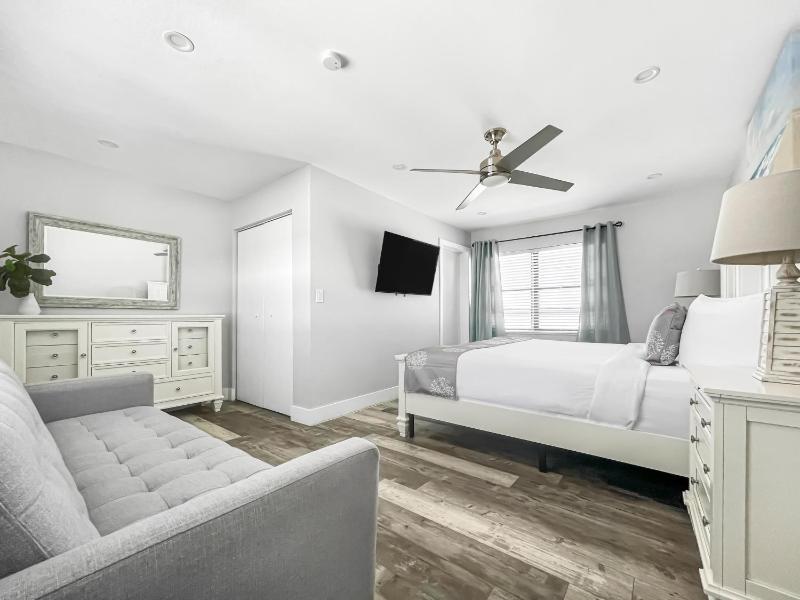 Neptune Oceanfront Rentals - image 24