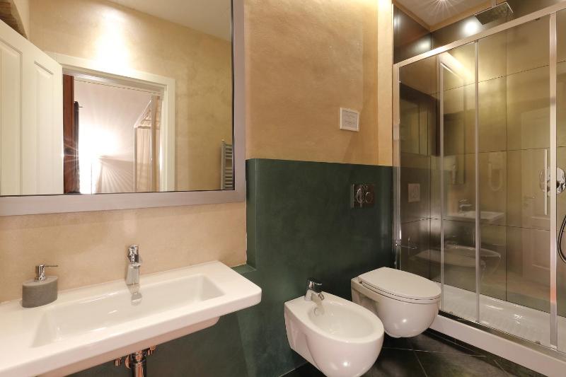 Suite image 2