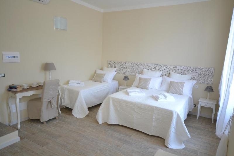 Quadruple Room image 2
