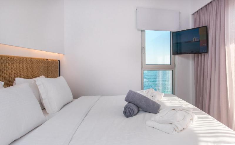 Junior Suite with Sea View image 4
