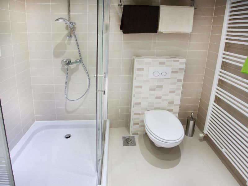 One-Bedroom Apartment image 3