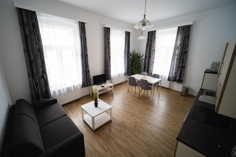 One-Bedroom Apartment image 1