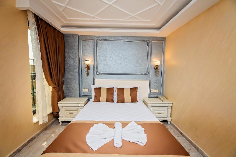 Economy Double Room image 1