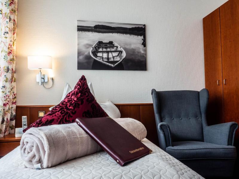 Single Room image 2
