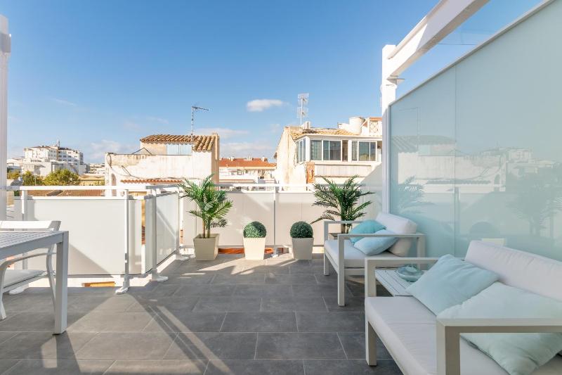 Beach penthouse Sitges Rentals - image 16