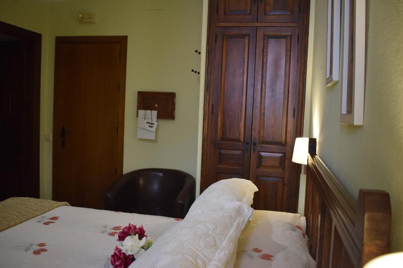 Double Room with Whirlpool image 4