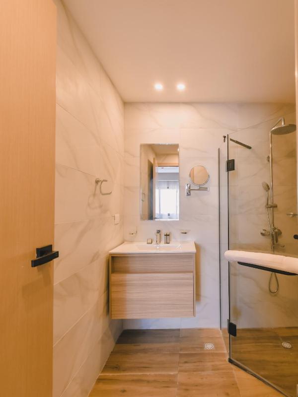 Fully Serviced Apartment at Regatta Living II - 905 - image 9