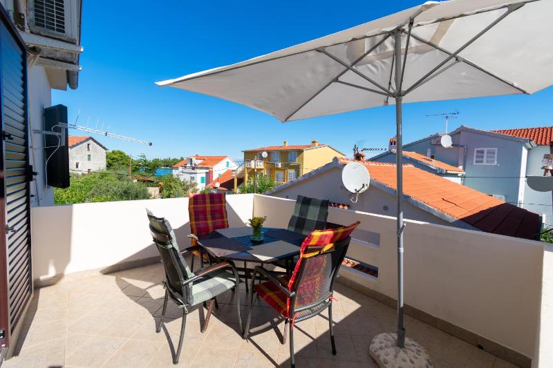 Two-Bedroom Apartment with Terrace and Sea View image 4