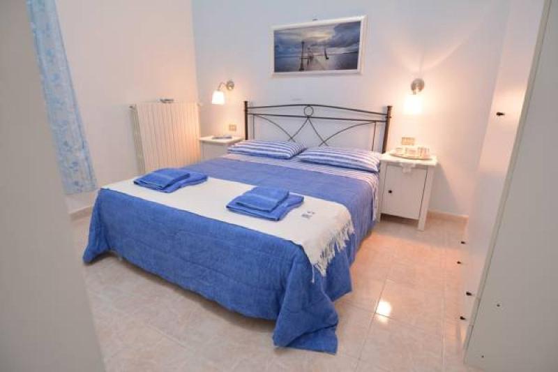 Deluxe Double or Twin Room image 1