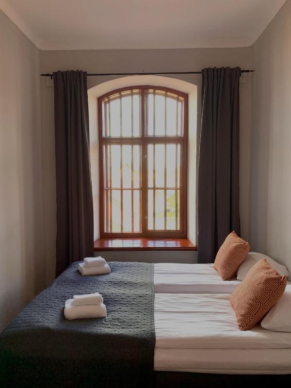 Twin Cell with shared Bathroom - Hostel Room image 4