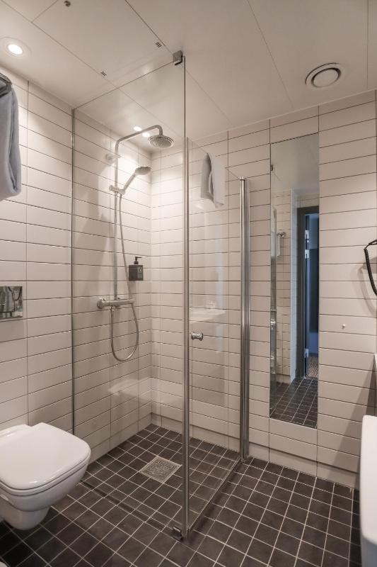 Standard Double Room  image 4