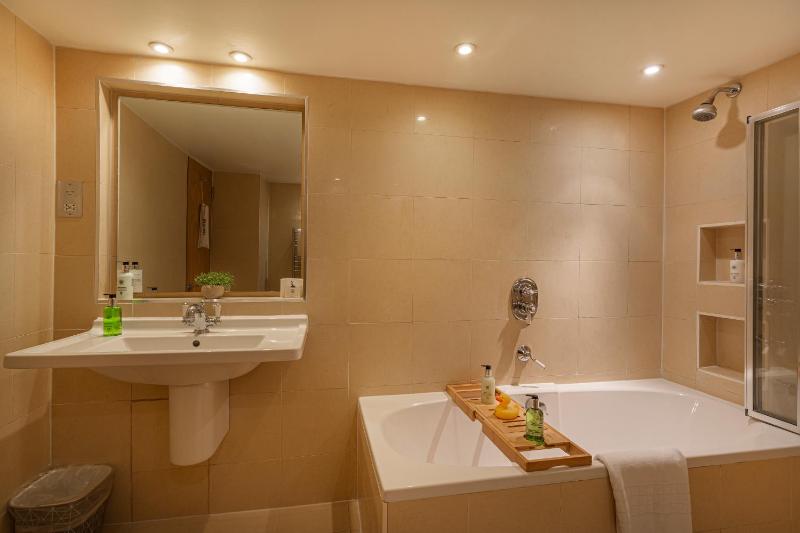 The White Horse Hotel Romsey Hampshire - The Coaching Inn Group - image 45