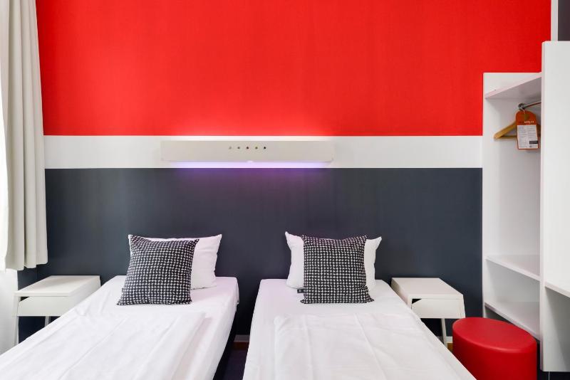 Old Town Hostel - image 3